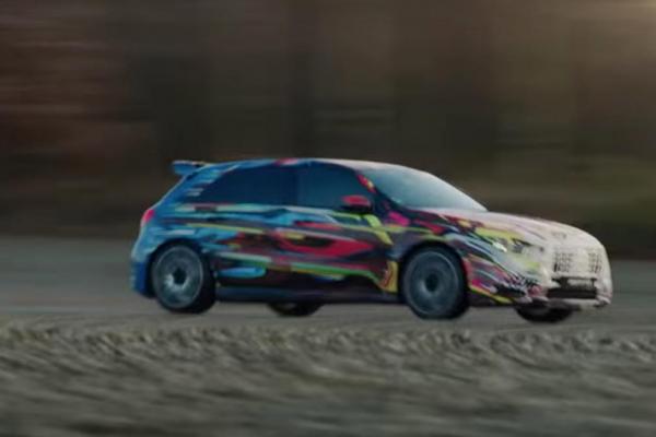 Mercedes-AMG A 45 2019: Παιχνίδια ισχύος