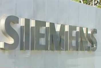 Παπαδημούλης: Παραπέμπουν καμμένα χαρτιά για το σκάνδαλο Siemens