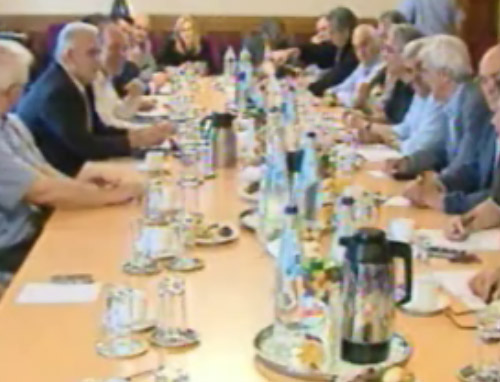 Σε κρίσιμη καμπή οι διαπραγματεύσεις για τη νέα εθνική συλλογική σύμβαση