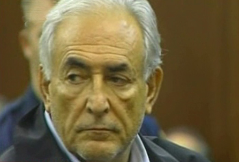 Υπό αμφισβήτηση η καταγγελία εναντίον του Στρος Καν