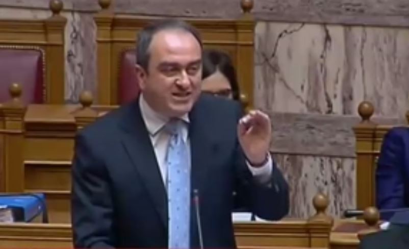 Σκορδάς: Βουλευτές ζητούν χάρες για θέσεις σε λαϊκές αγορές