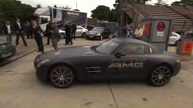 Η Mercedes-Benz SLS AMG στο παλιό Nurburgring