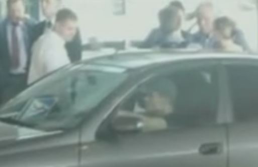 Σε Αμερικανούς στη Μόσχα μένει ο Σνόουντεν, μετά την χορήγηση ασύλου