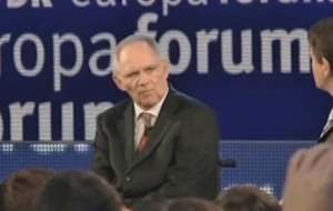 Β.Σόιμπλε: θα πρέπει να υπάρξει και νέο πρόγραμμα για την Ελλάδα