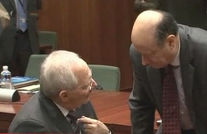 «Πυρά» των κομμάτων εναντίων Σόιμπλε