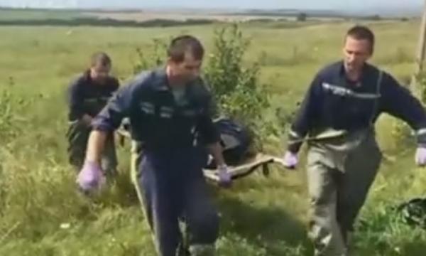 Απομακρύνονται από τον τόπο της τραγωδίας οι σοροί των επιβάτων