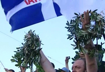 Έφτασαν στο Σύνταγμα οι «Αγανακτισμένοι Σπαρτιάτες»