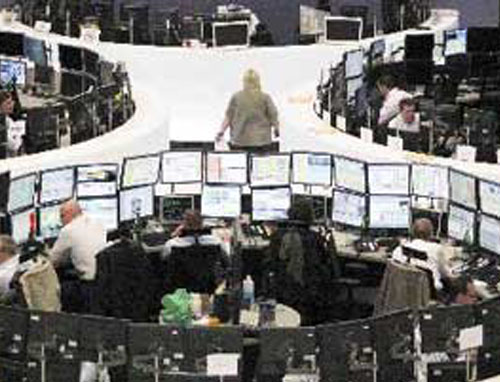 Στις 660 μονάδες βάσης σκαρφαλώνει το spread στα ομόλογα