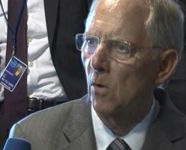 Σόιμπλε: Παρερμηνεύτηκαν οι δηλώσεις μου για το ελληνικό χρέος