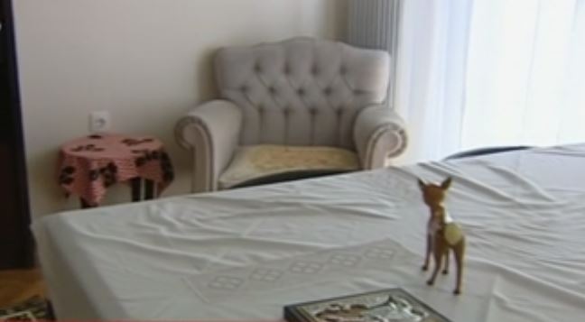 Οι κάτοικοι της πολυκατοικίας για αστέγους