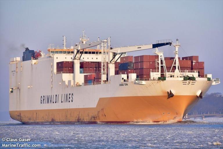 Αγγλία : Εφοδος των ειδικών δυνάμεων για ανακατάληψη πλοίου