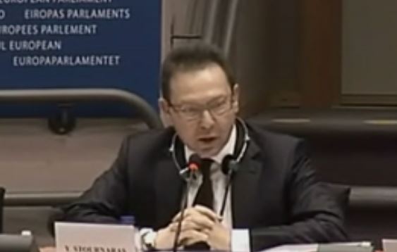 Στουρνάρας: Οι διαπραγματεύσεις με την τρόικα θα διαρκέσουν όσο πρέπει