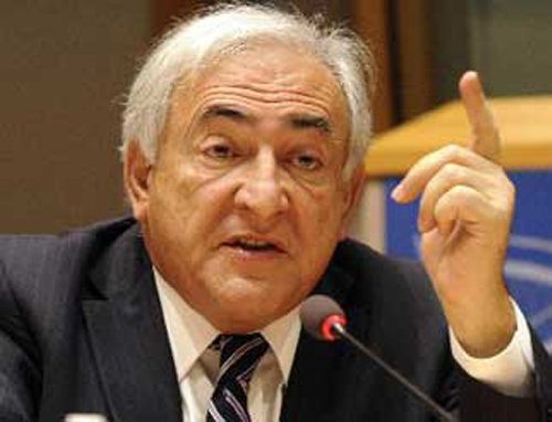 Το ΔΝΤ θα καθορίσει τους όρους της βοήθειας στην Ελλάδα, λέει ο Ντομινίκ Στρος-Καν