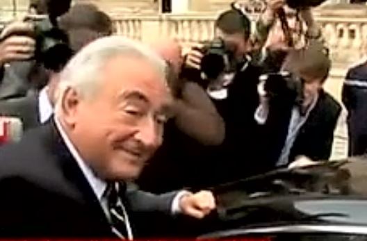 Αθωώθηκε για τα περί μαστροπείας ο Στρος-Καν