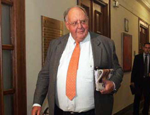 Νοικοκύρεμα στις υπηρεσίες