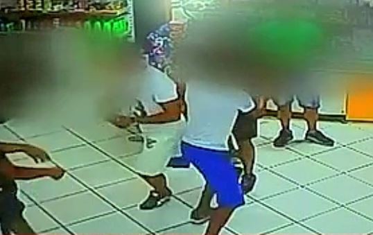 Εντεκα τραυματίες σε επεισόδια με πυροβολισμούς μεταξύ Ρομά στο Ζεφύρι