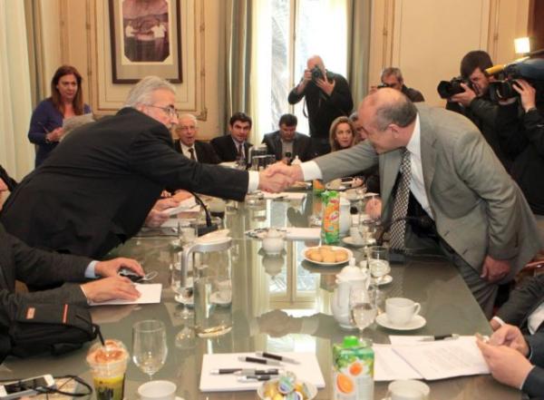 Υπεγράφη η νέα Εθνική Συλλογική Σύμβαση Εργασίας