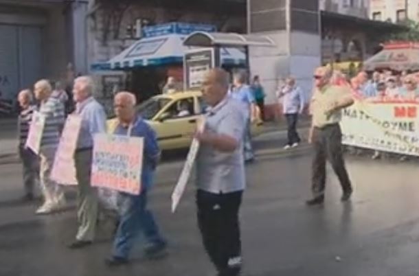 Εξι στους δέκα παίρνουν σύνταξη κάτω από 600 ευρω