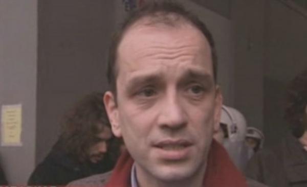 Επεισόδια μεταξύ μελών του ΣΥΡΙΖΑ και ΜΑΤ στο γραφείο του Γ.Μέργου