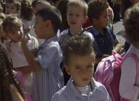 Η πολιτειακή και πολιτική ηγεσία κοντά στους μαθητές για το πρώτο κουδούνι της χρονιάς