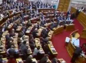 Στη Βουλή οδεύει η συμφωνία, αλλά όχι για ψήφιση