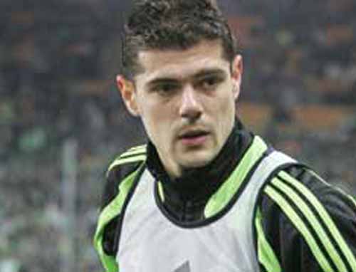 O Ταυλαρίδης μπήκε στη μεταγραφική λίστα της ΑΕΚ