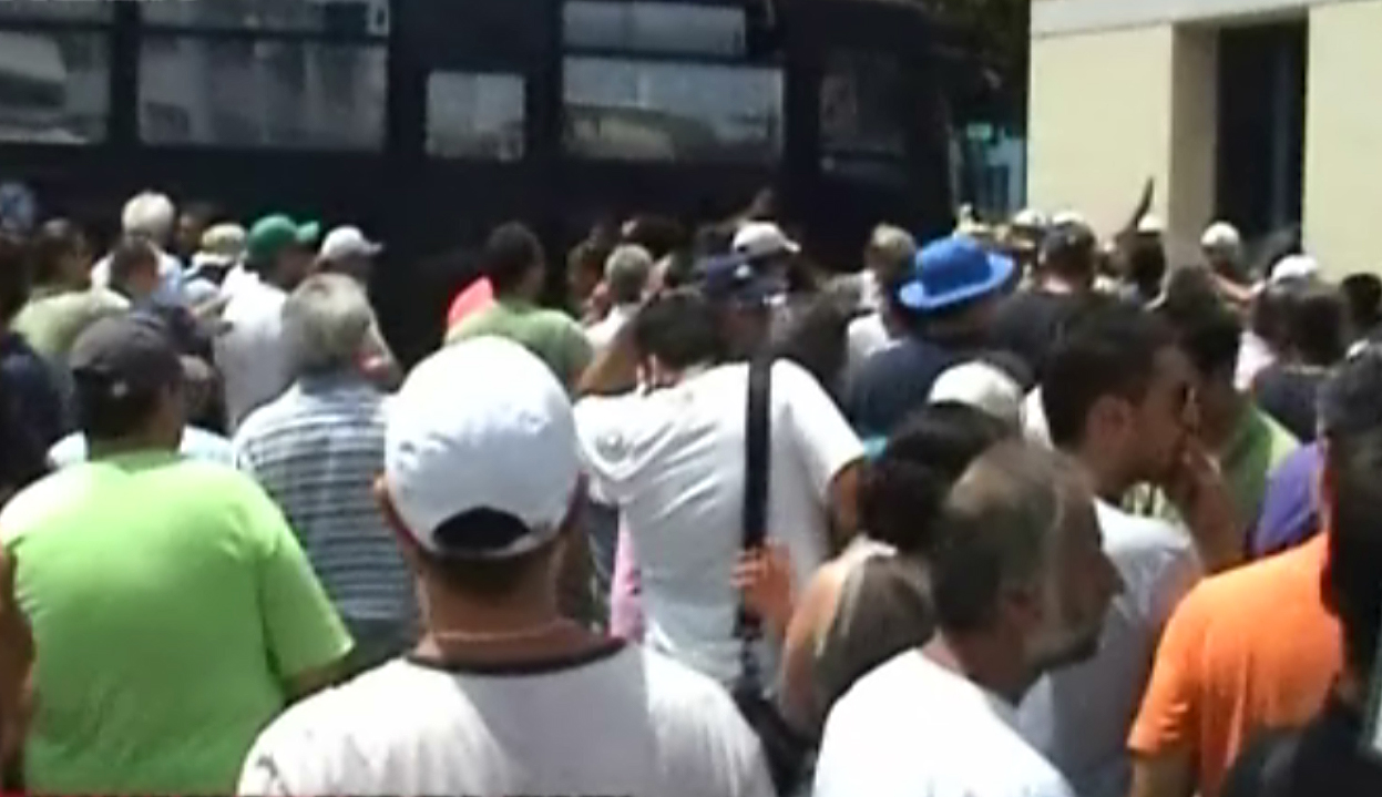 Αναταράξεις στην Κυβέρνηση από τις  κινητοποιήσεις των ταξί