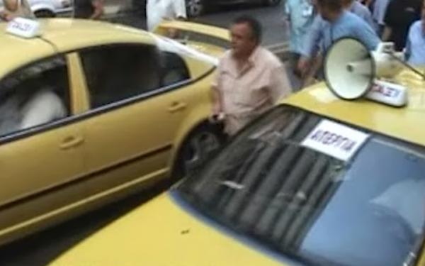 Συνέχιση των κινητοποιήσεων αποφάσισαν οι ιδιοκτήτες ταξί