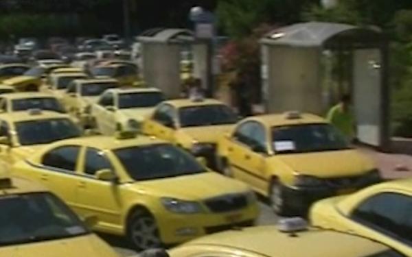 Ραγκούσης: Δεν θα υποχωρήσουμε στο θέμα «ταξί»