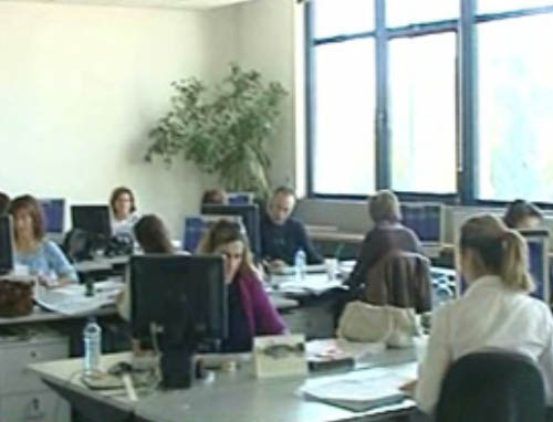 Μειωμένο κατά 28% εμφανίζεται το ταμειακό έλλειμμα στο οκτάμηνο του 2010