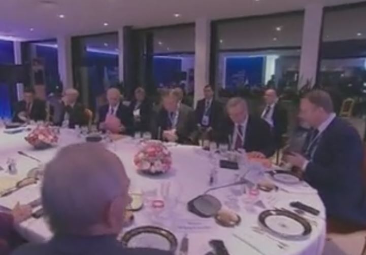 Επιβεβαιώνει εν μέρει η πλευρά Παπανδρέου τις αποκαλύψεις Θαπατέρο