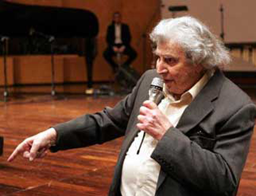 «Πανηγυρίζω κι εγώ μαζί σου»