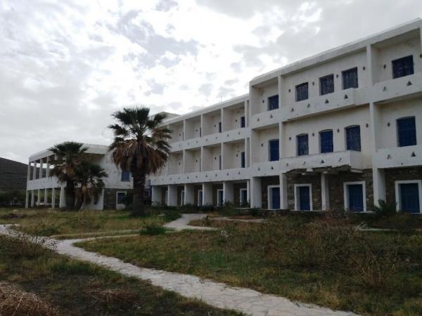 Στο «σφυρί» τα λουτρά του Όθωνα στην Κύθνο