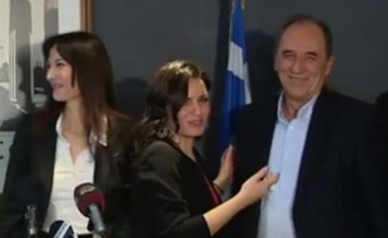 Τελετή παράδοσης-παραλαβής στο υπουργείο Τουρισμού