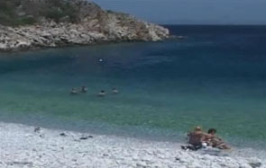 Σε «ελεύθερη πτώση» τα έσοδα του ελληνικού τουρισμού