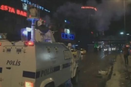 Αμετακίνητος επιστρέφει ο Ερντογάν σε μία Τουρκία που «βράζει»