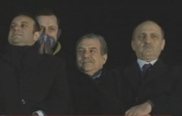 Με πάταγο οι παραιτήσεις των τούρκων υπουργών για τις μίζες