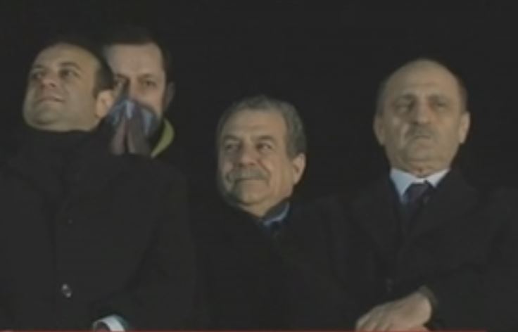 Με πάταγο οι παραιτήσεις των τούρκων υπουργών για τις μίζες