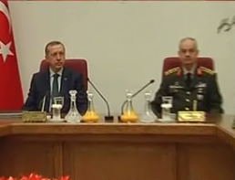 Η υπόθεση «Βαριοπούλα» ρίχνει βαριά σκιά στις στρατιωτικές κρίσεις στην Τουρκία