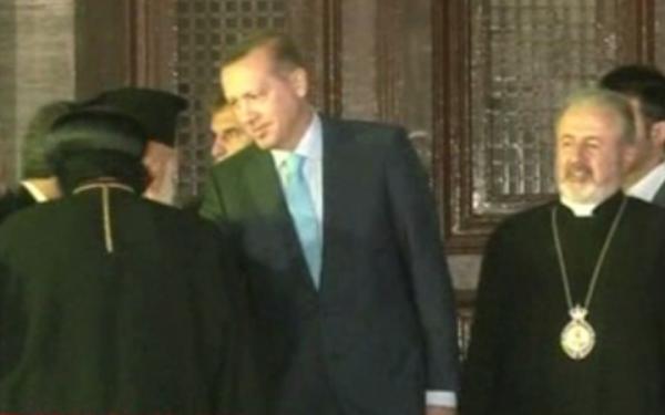 Ο Ερντογάν επιστρέφει ελληνικές περιουσίες