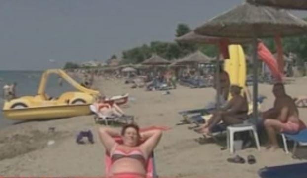 «Αφαντοι» οι Ελληνες τουρίστες από τη Χαλκιδική, «κοσμοπλημμύρα» Ρώσων