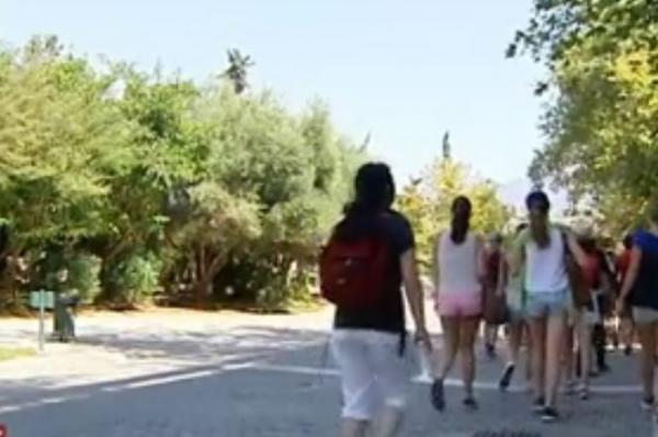 Εντυπωσιακή αύξηση αφίξεων σε Αθήνα και γύρω περιοχές