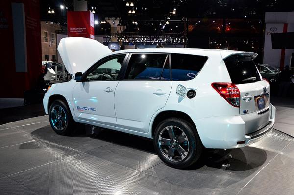 L.A. Auto Show 2010: Toyota RAV4 EV