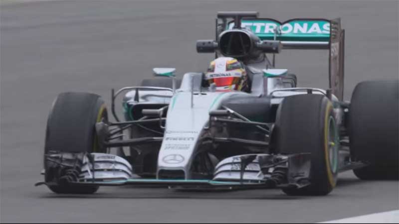 H Mercedes-Benz WO7 Hybrid σε δράση στο Silverstone