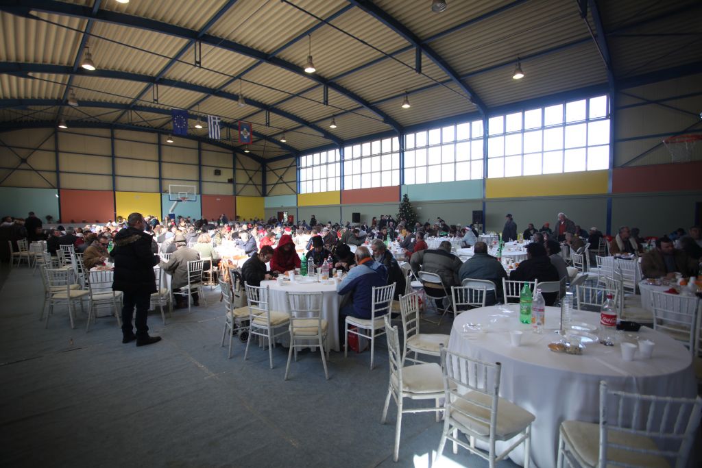 Δήμος Αθηναίων: Χριστουγεννιάτικο τραπέζι για 2.000 άστεγους και άπορους