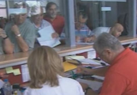 Σχέδιο εθελουσίας εξόδου προωθεί ο Αντ.Μανιτάκης