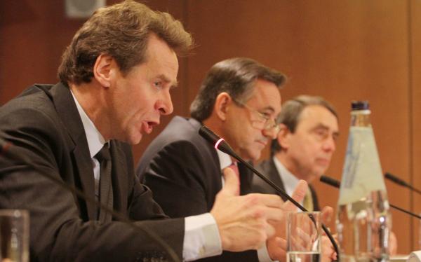 Μισθούς Πορτογαλίας ζητά η τρόικα