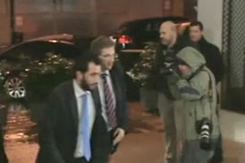 Έρχεται ψαλίδι σε κατώτερο μισθό και επικουρικές, διασώζονται 13ος-14ος μισθός