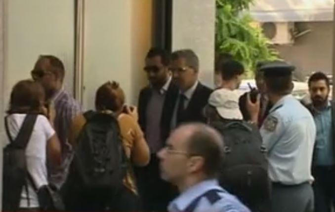 Ενόχλησε την τρόικα η κουβέντα για φοροελαφρύνσεις