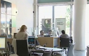 Κυβέρνηση εναντίον τρόικας για τις οφειλές των τραπεζών